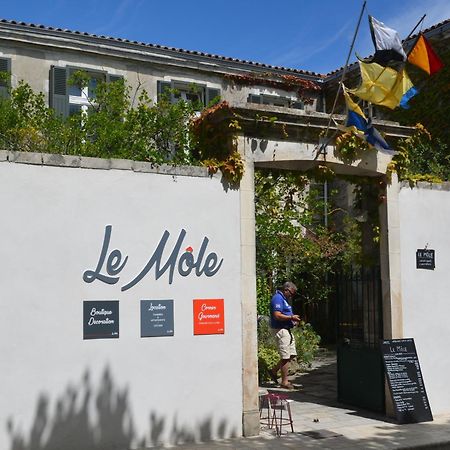 Le Mole Bed & Breakfast La Flotte Exterior photo