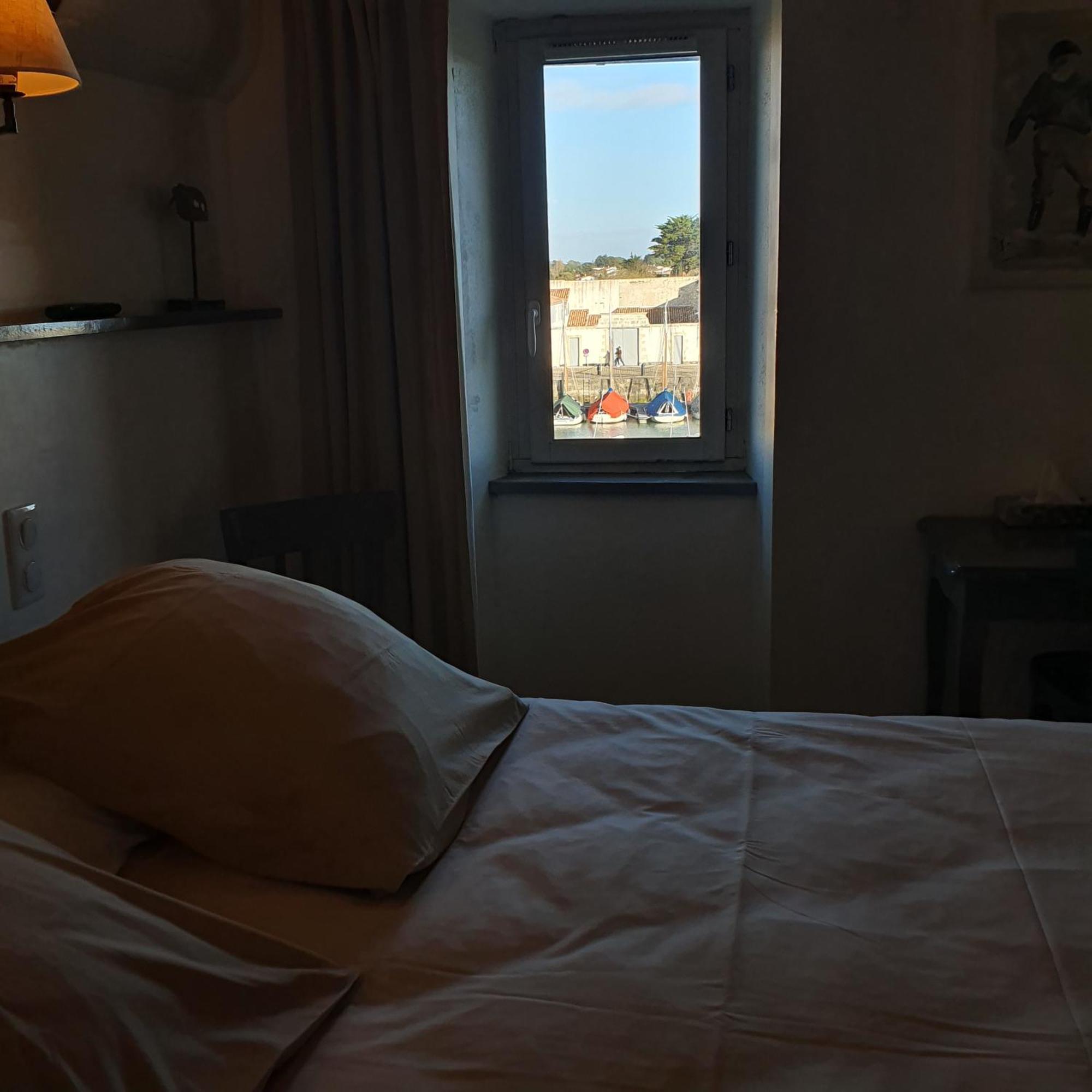 Le Mole Bed & Breakfast La Flotte Room photo